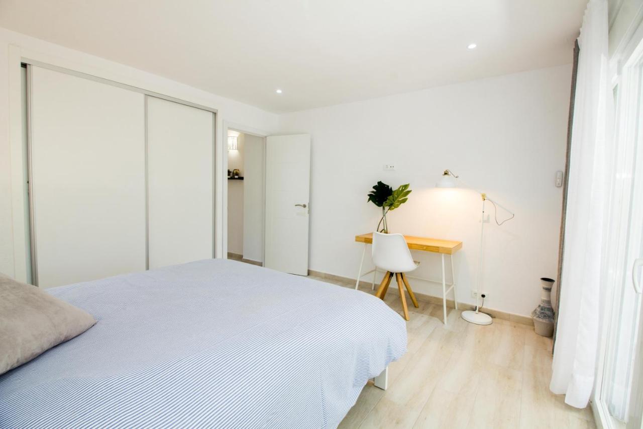 Perfectly Located Beachside Apartment In Elviria Marbella Zewnętrze zdjęcie