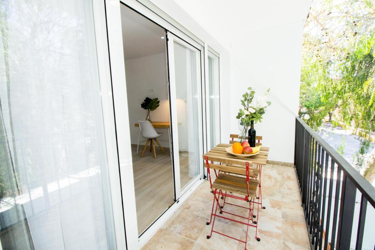 Perfectly Located Beachside Apartment In Elviria Marbella Zewnętrze zdjęcie